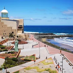  Apartamento En Primera Línea De Playa Canteras